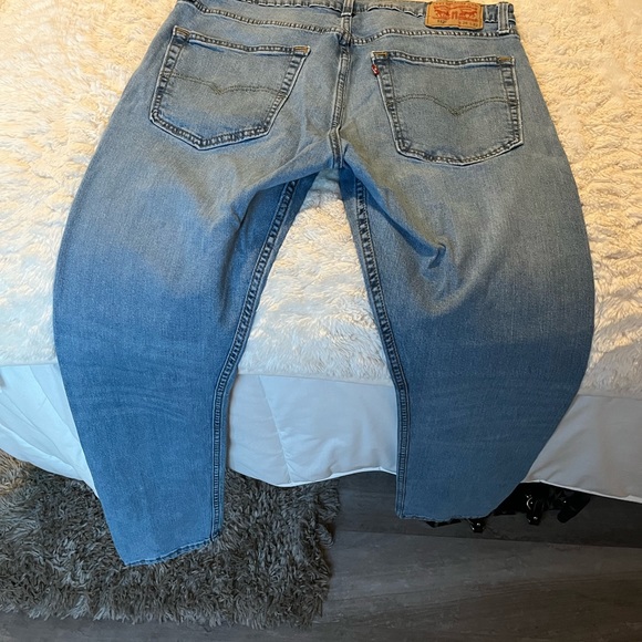 Levi’s 512 Jeans - Picture 3 of 3